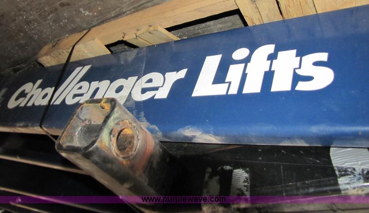 image for item 3099 Champion 39000 two post car lift