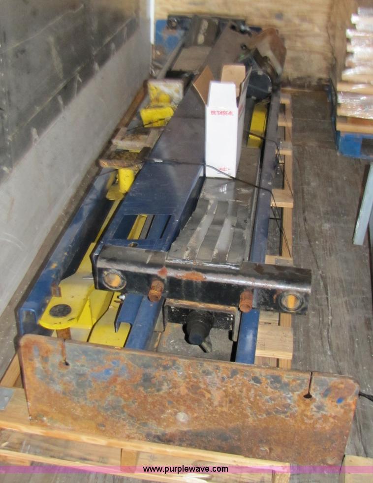 image for item 3100 Champion 39000 two post car lift