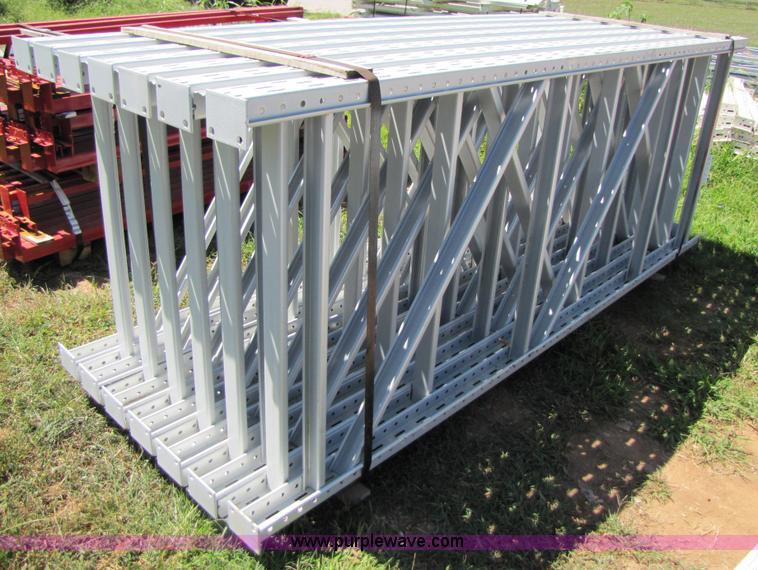 image for item 3104 Assorted pallet rack cross beams