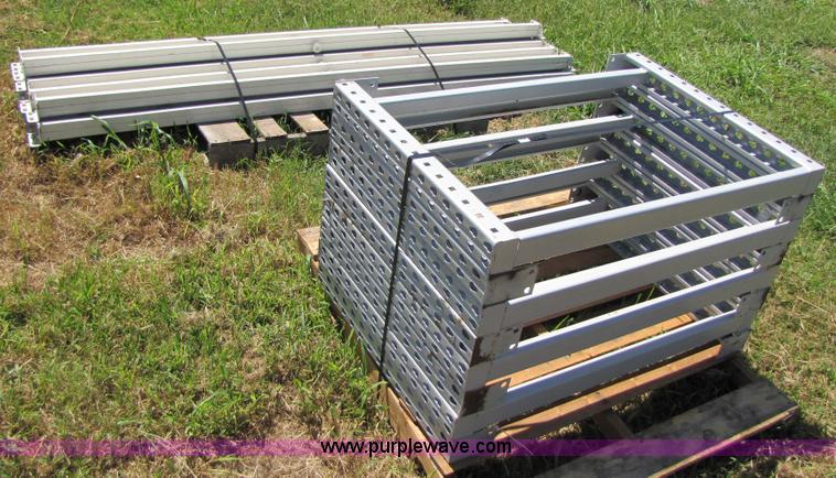 image for item 3117 (14) 93" pallet rack cross beams