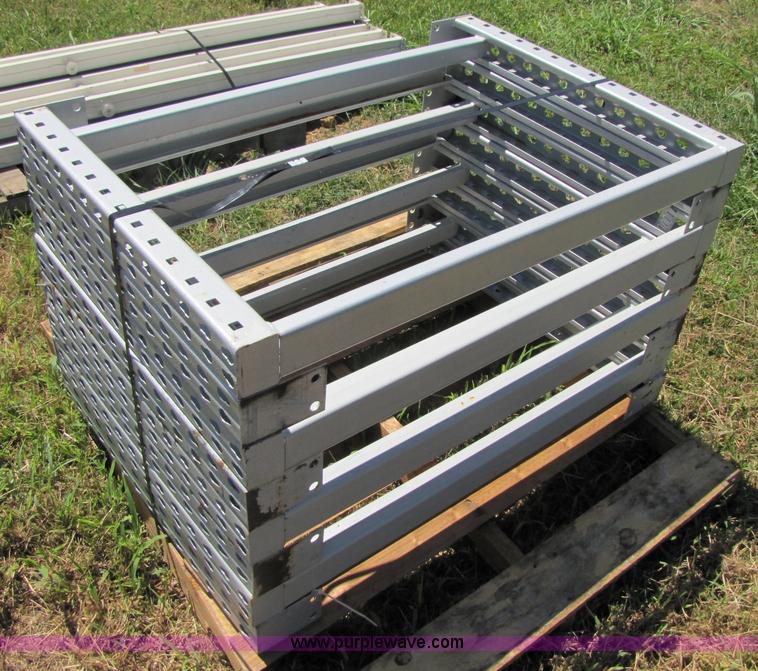 image for item 3117 (14) 93" pallet rack cross beams