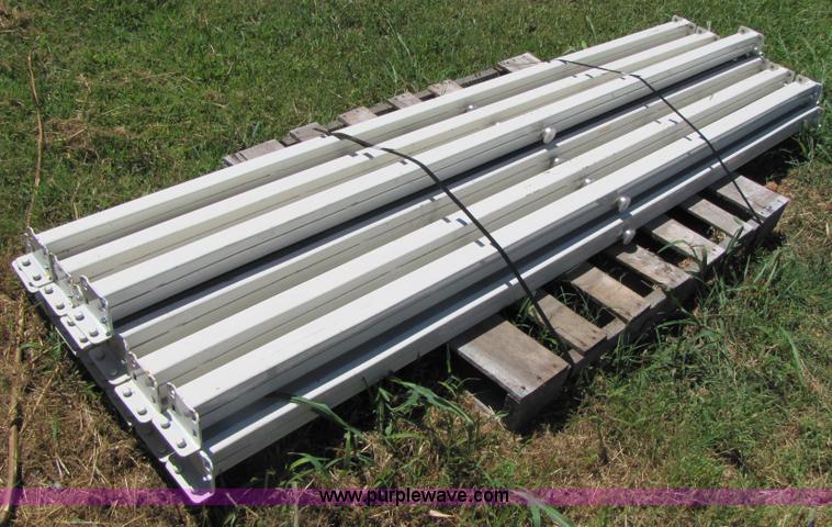 image for item 3117 (14) 93" pallet rack cross beams
