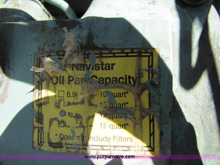 image for item 3121 1986 International Series 1754 box truck