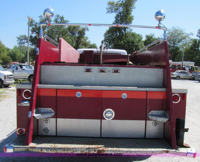 image for item 3122 1967 Ford 750 fire truck