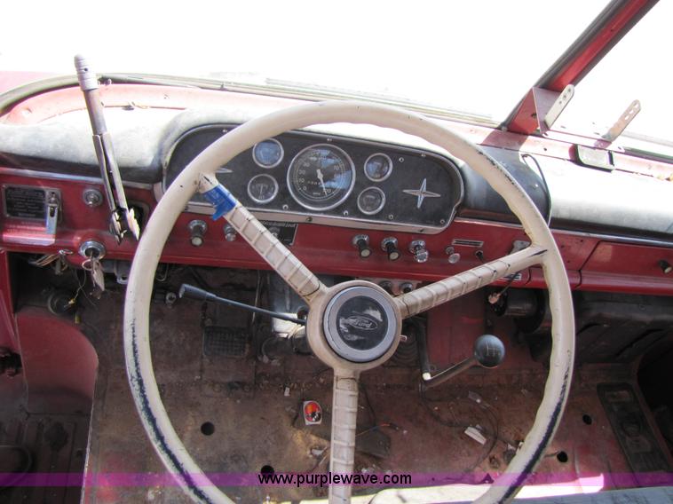 image for item 3122 1967 Ford 750 fire truck
