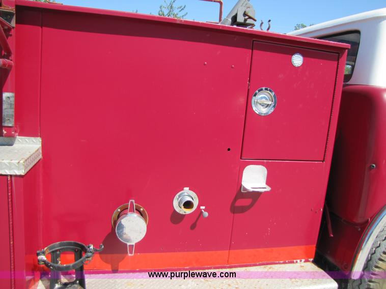 image for item 3122 1967 Ford 750 fire truck