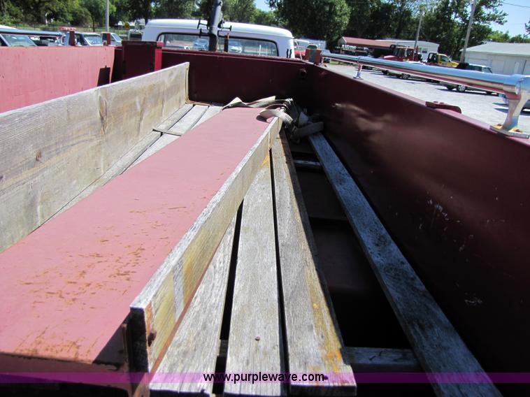 image for item 3122 1967 Ford 750 fire truck