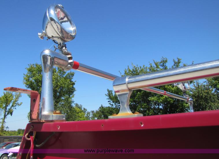 image for item 3122 1967 Ford 750 fire truck