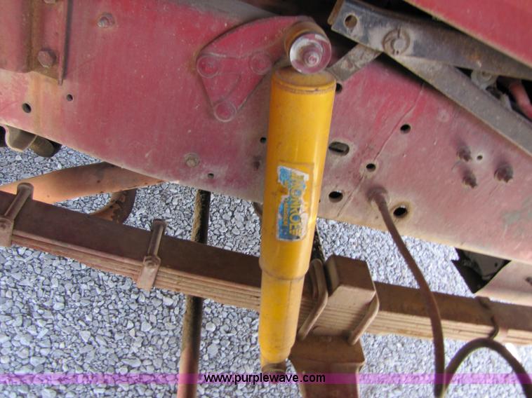 image for item 3122 1967 Ford 750 fire truck