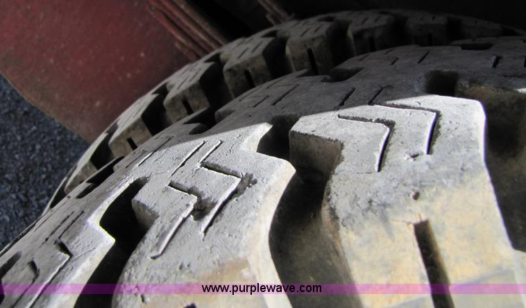 image for item 3122 1967 Ford 750 fire truck