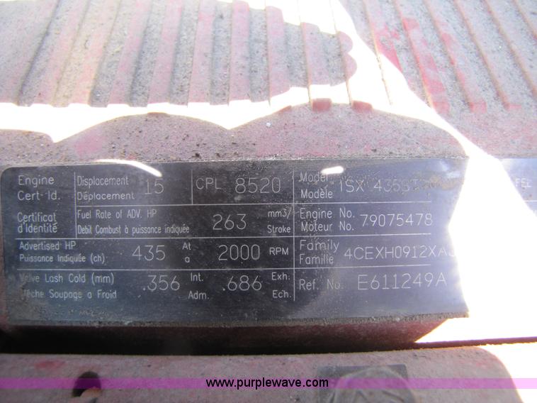 image for item 3137 2005 International 9400i SBA 6x4 semi truck