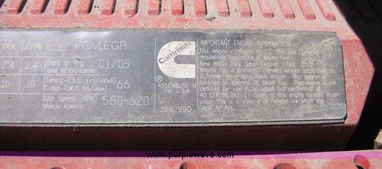 image for item 3189 2005 International 9400i SBA 6x4 semi truck