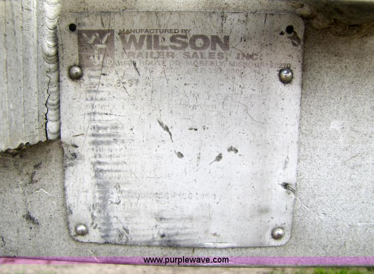 image for item 3506 1998 Wilson 48' flatbed trailer