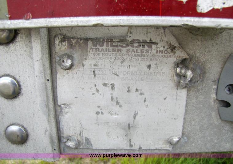 image for item 3508 1998 Wilson 48' flatbed trailer