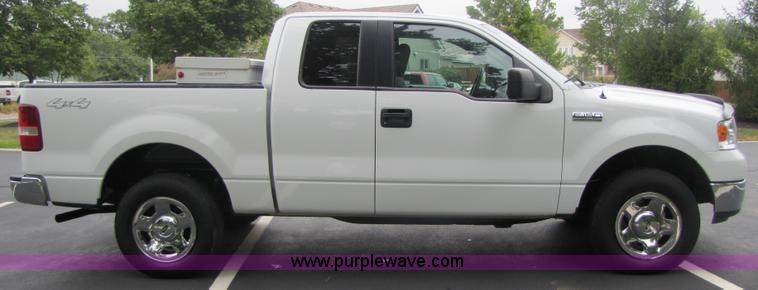 image for item 3511 2005 Ford F150 extended cab pickup truck