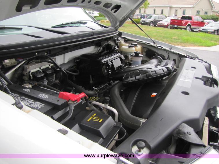 image for item 3511 2005 Ford F150 extended cab pickup truck