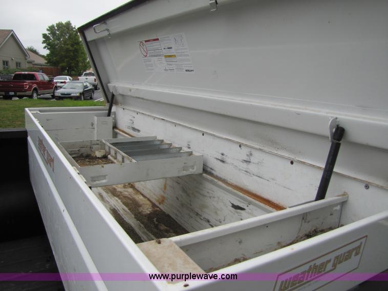 image for item 3511 2005 Ford F150 extended cab pickup truck