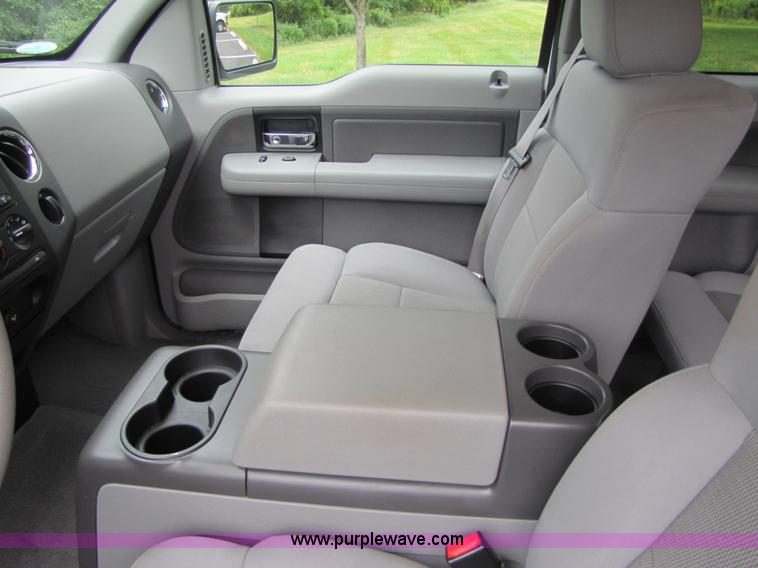 image for item 3512 2005 Ford F150 extended cab pickup truck