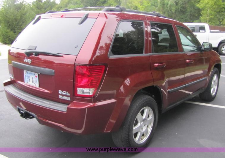 image for item 3513 2008 Jeep Grand Cherokee Laredo