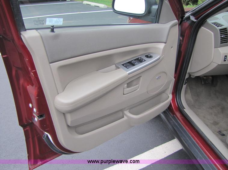 image for item 3513 2008 Jeep Grand Cherokee Laredo