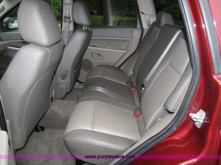 image for item 3513 2008 Jeep Grand Cherokee Laredo