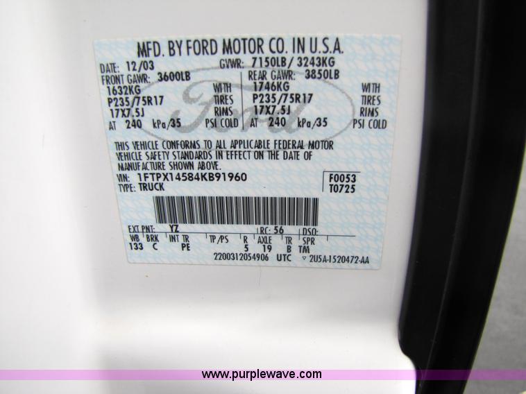 image for item 3514 2004 Ford F150 extended cab pickup truck