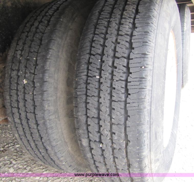 image for item 3515 1997 Trail King TK20 trailer