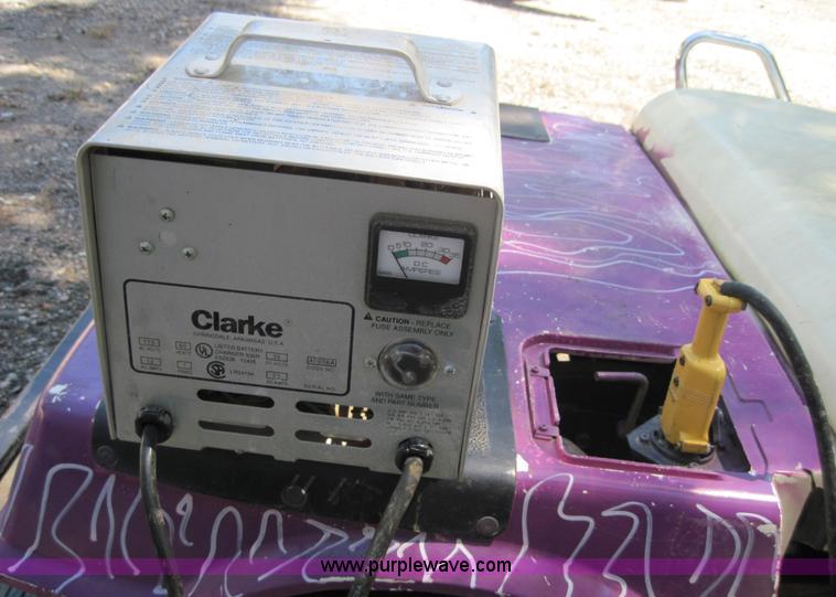 image for item 4121 Yamaha 90LF electric golf cart