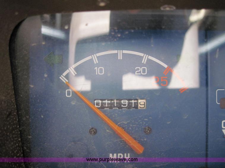 image for item 4595 1992 Daihatsu HiJet mini truck