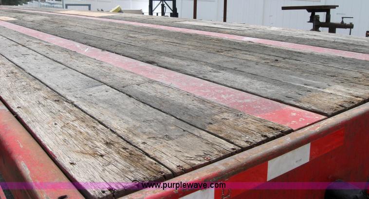 image for item 5562 1987 Lufkin FL-75 45' flatbed trailer