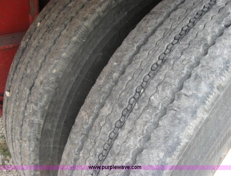 image for item 5562 1987 Lufkin FL-75 45' flatbed trailer