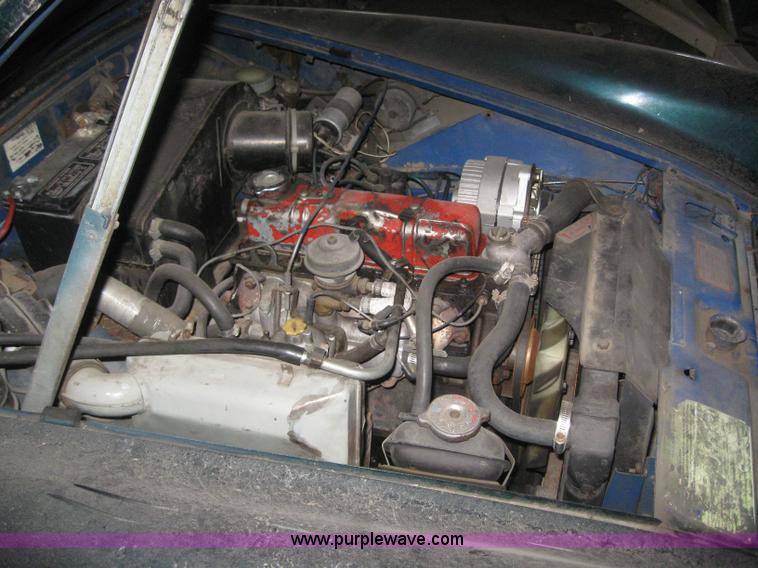 image for item 6167 1977 MG Midget convertible