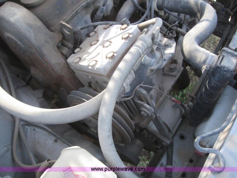 image for item 6171 1984 Volkswagen Rabbit convertible