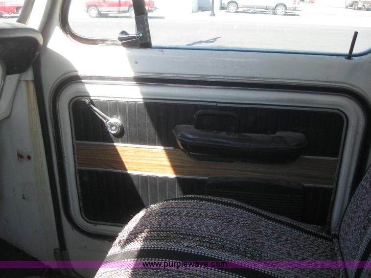 image for item 6178 1969 Ford F250 Camper Special pickup