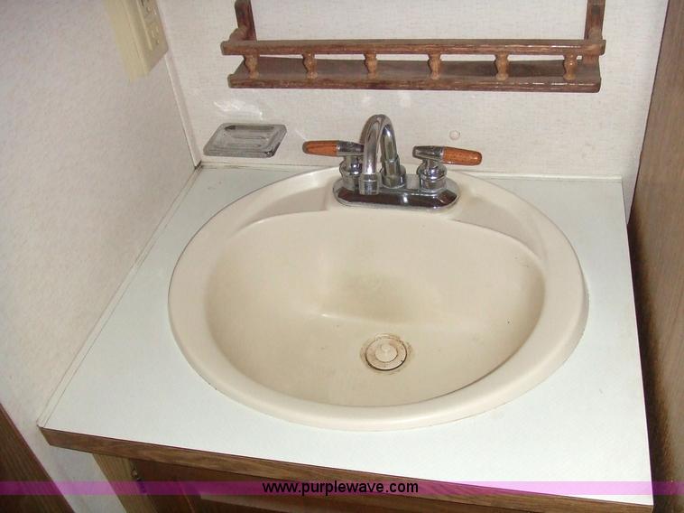 image for item 7118 1992 Carriage Carrie Lite fifth wheel camper