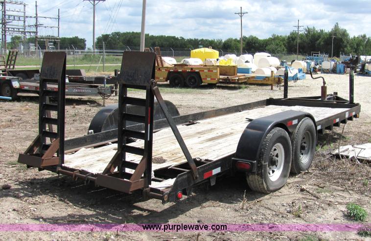 image for item 2090 2005 Globe GTPF6-24 25' trailer