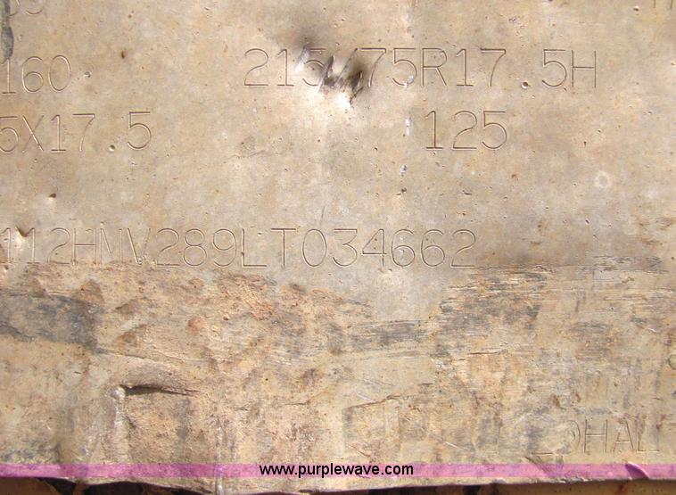 image for item 2092 1990 Hi Tensile Eager Beaver 28' flat bed trailer