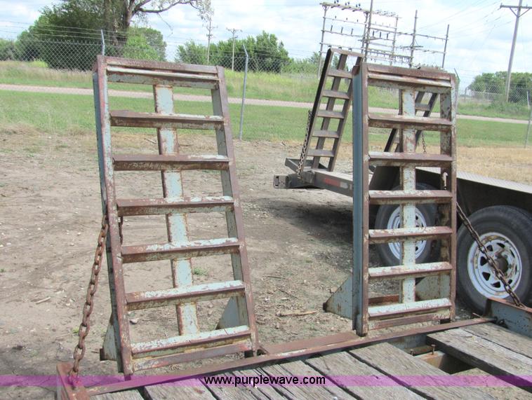 image for item 2094 1998 Interstate 20' trailer