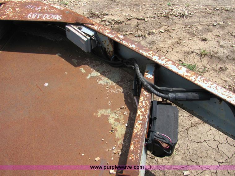 image for item 2094 1998 Interstate 20' trailer