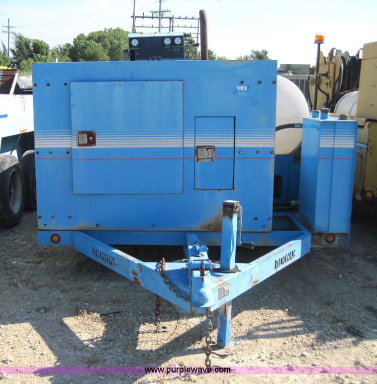 image for item 4133 1992 Doonan 13' equipment trailer