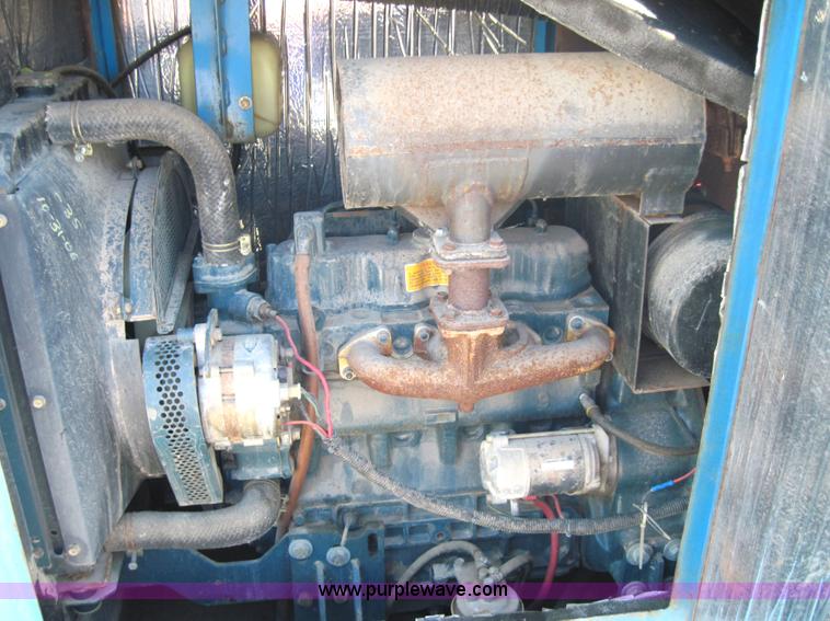 image for item 4133 1992 Doonan 13' equipment trailer