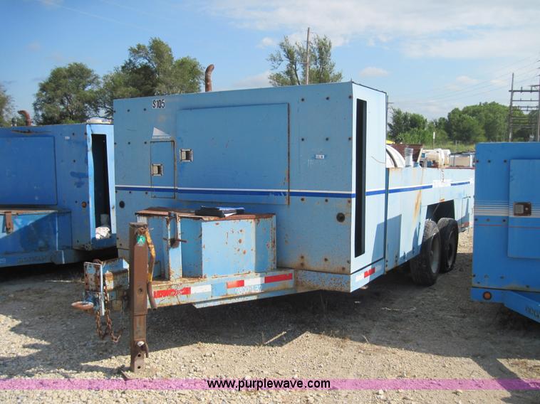 image for item 4134 1992 Doonan Tandem axle flat bed trailer