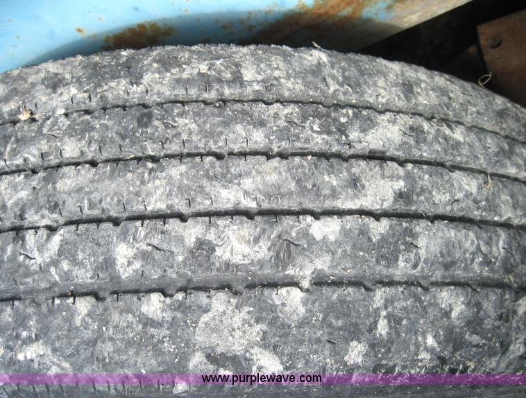 image for item 4134 1992 Doonan Tandem axle flat bed trailer