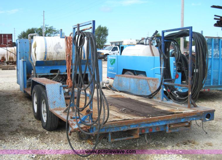 image for item 4135 1992 Doonan Tandem axle trailer