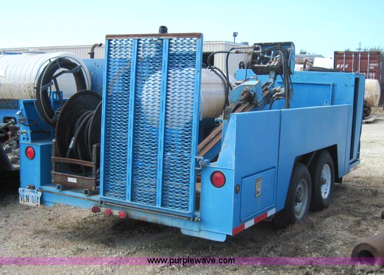 image for item 4136 2003 Doonan flatbed tandem axle trailer