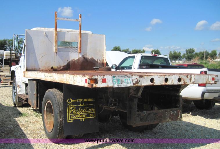 image for item 4140 1979 International 1724 single axle truck