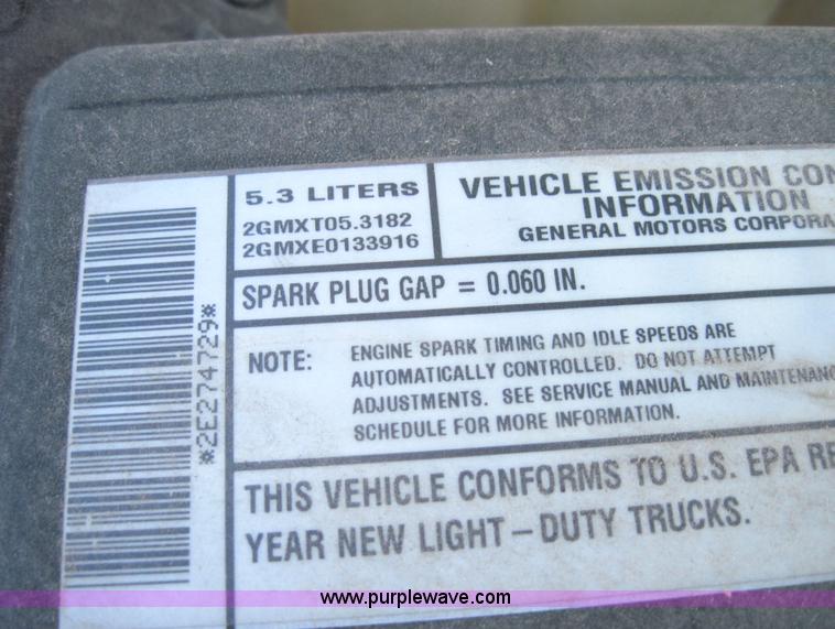 image for item 4141 2002 Chevrolet K1500 Silverado pickup truck