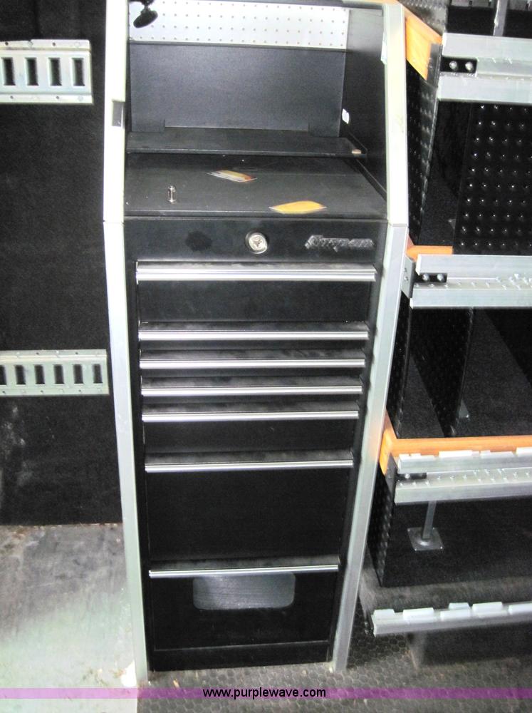 image for item 4142 1999 Freightliner Step van