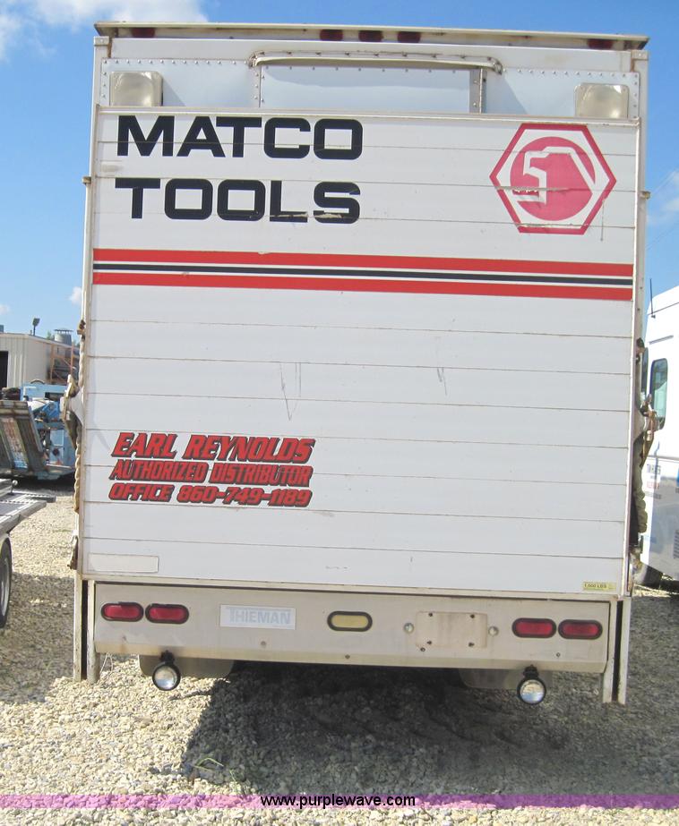 image for item 4143 1997 GMC C6500 truck