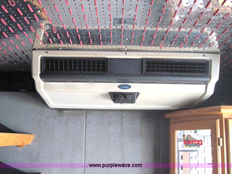 image for item 4143 1997 GMC C6500 truck